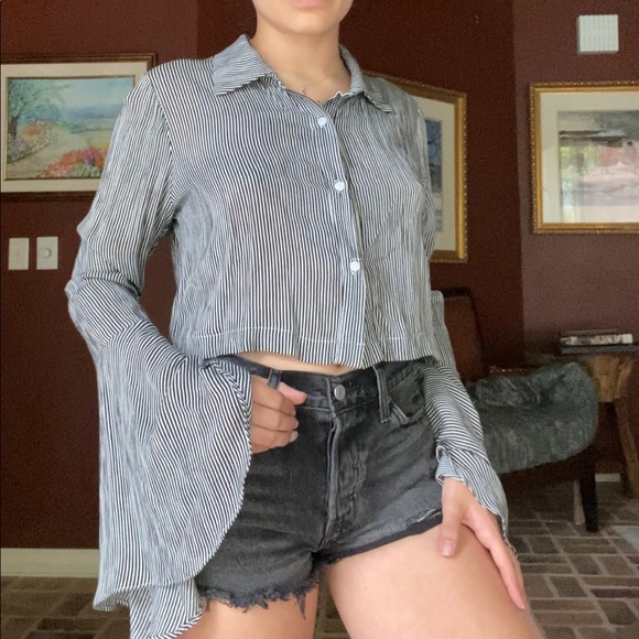 Long Sleeve Flare Stripped Crop Top - Picture 1 of 3